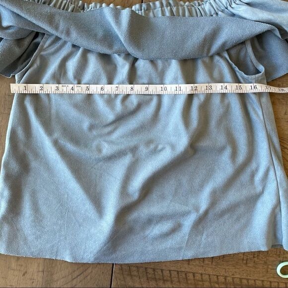 Young Fabulous and Broke Off Shoulder Ruffle Top - Picture 10 of 10